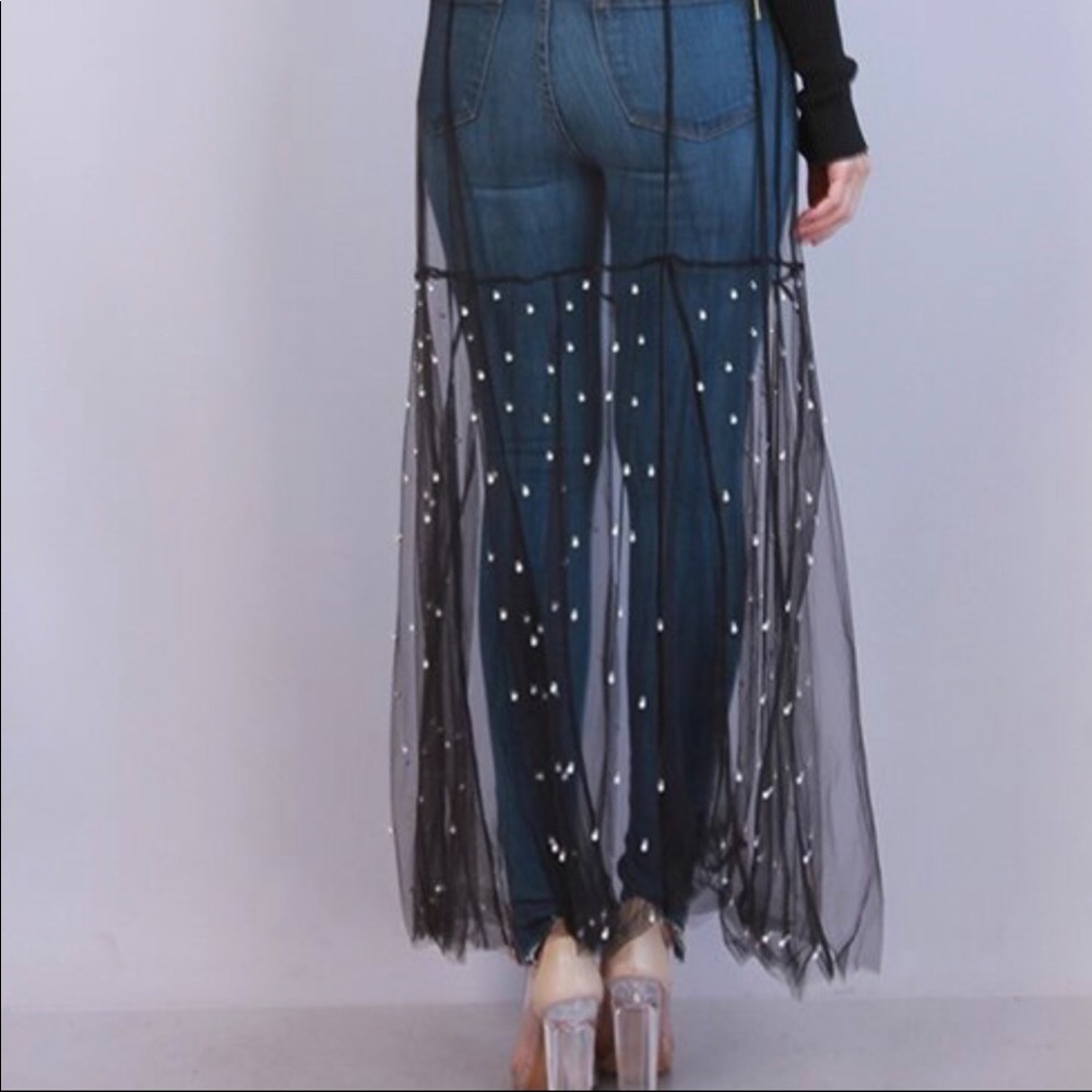 💎Host Pick💜 Statement Skirt Cover Up - Picture 9 of 9